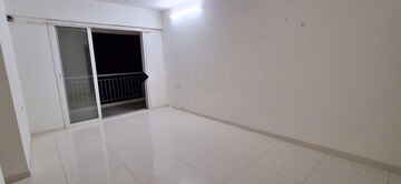Room in 2 BHK Apartment at Godrej Emerald, Ghodbunder Road – for Rent