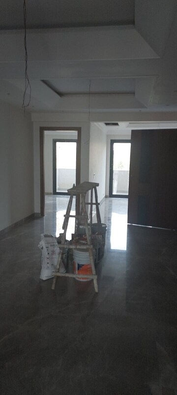 Gym in 4 BHK Builder Floor at Milestone 32nd Avenue, Sector 15 – for Rent