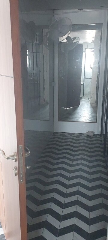 Bathroom in 4 BHK Builder Floor at Milestone 32nd Avenue, Sector 15 – for Rent