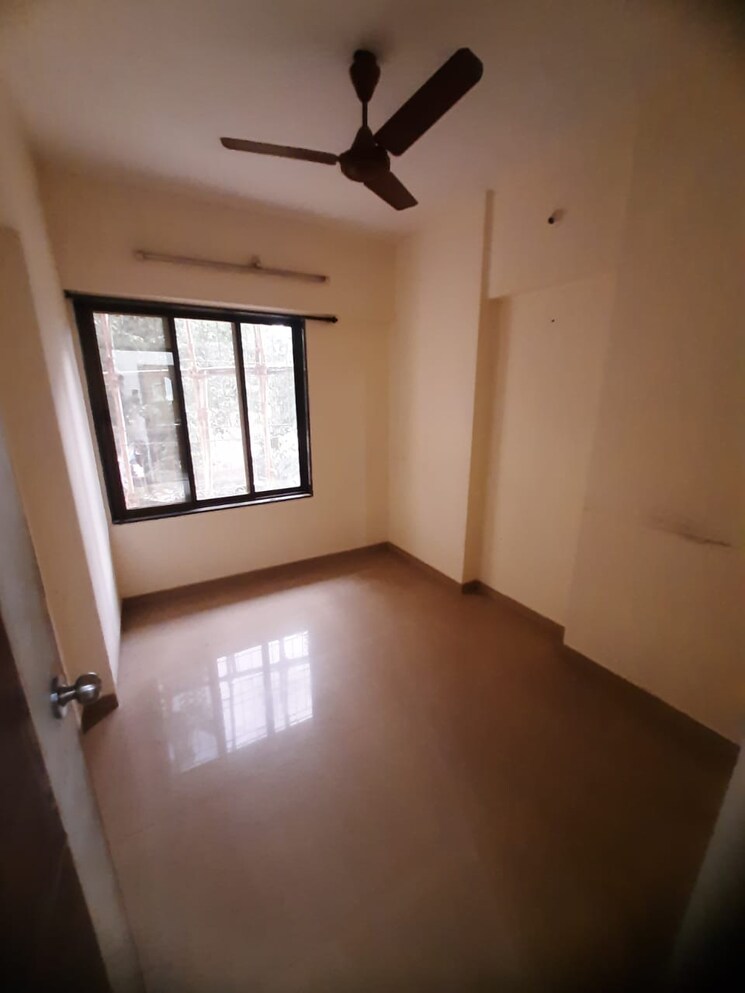 Room, hiranandani-estate-spenta 1.5 Bedroom 630 Sq.Ft. Apartment In Ghodbunder Road Thane 9006565