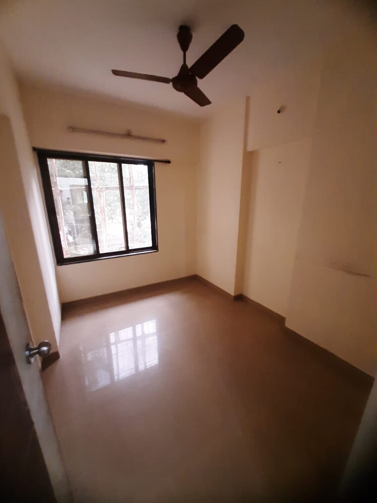 Room, hiranandani-estate-spenta 1.5 Bedroom 630 Sq.Ft. Apartment In Ghodbunder Road Thane 9006565