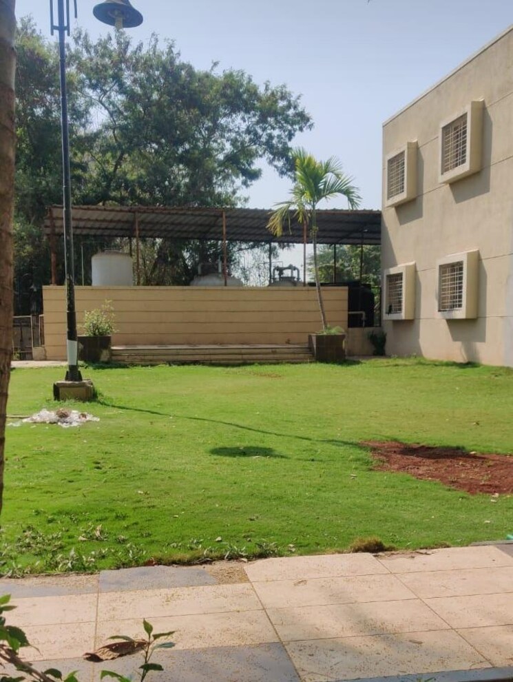 Garden, sukhwani-empire-square 3 Bedroom 1702 Sq.Ft. Apartment In Pimpri Pune 9006575