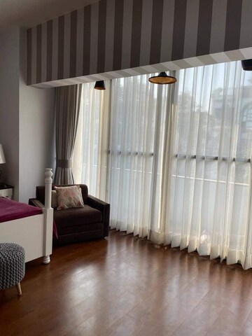 Living Room in 3 BHK Builder Floor at Lotus Plaza Gurgaon, Sector 14 – for Rent