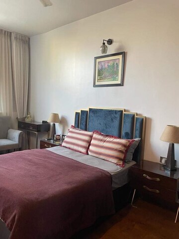 Living Room in 3 BHK Builder Floor at Lotus Plaza Gurgaon, Sector 14 – for Rent