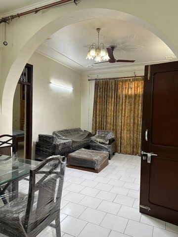 Living Room in 3 BHK Builder Floor at Milestone 32nd Avenue, Sector 15 – for Rent