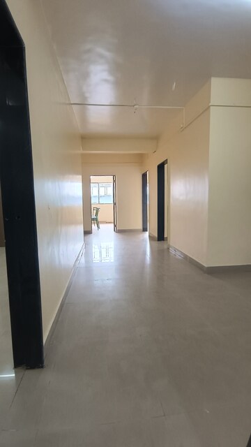 Office Space – Entrance View at Balaji Complex CHS, Balaji Nagar - for Rent