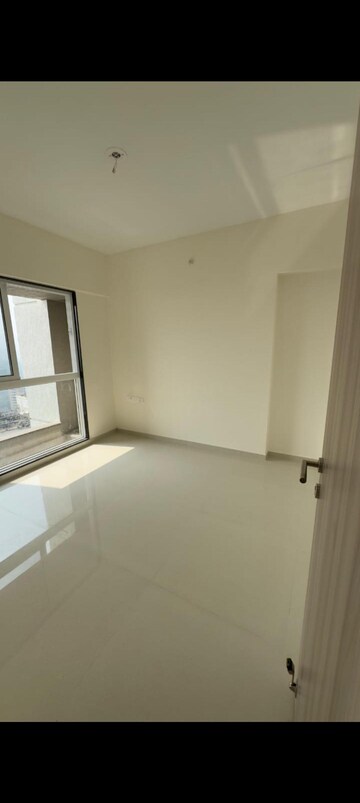 Room in 1 BHK Apartment at Ashar Axis, Majiwada – for Rent