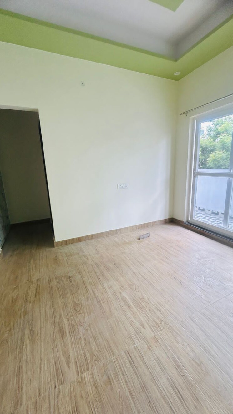 Room, sahastradhara road 2 Bedroom 1300 Sq.Ft. Builder Floor In Sahastradhara Road Dehradun 9006699