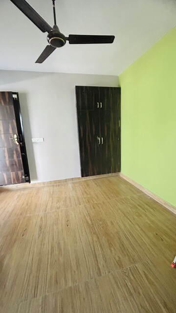 Room in 2 BHK Builder Floor at Sahastradhara Road – for Rent