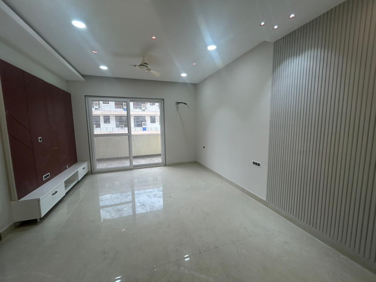 4 BHK + Pooja Room Builder Floor For Rent in 4 Bhk