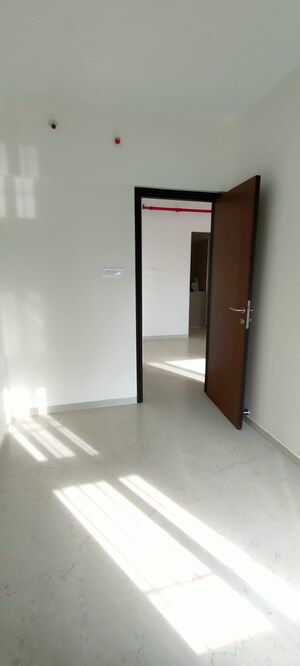 Room in 2 BHK Apartment at Dosti West County Phase 4 Dosti Pine, Balkum Pada – for Sale