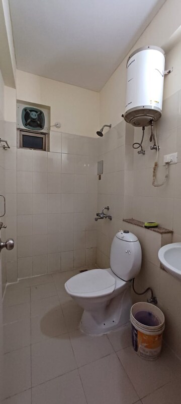 3 BHK Apartment For Rent in Mapsko Paradise, Sector 83