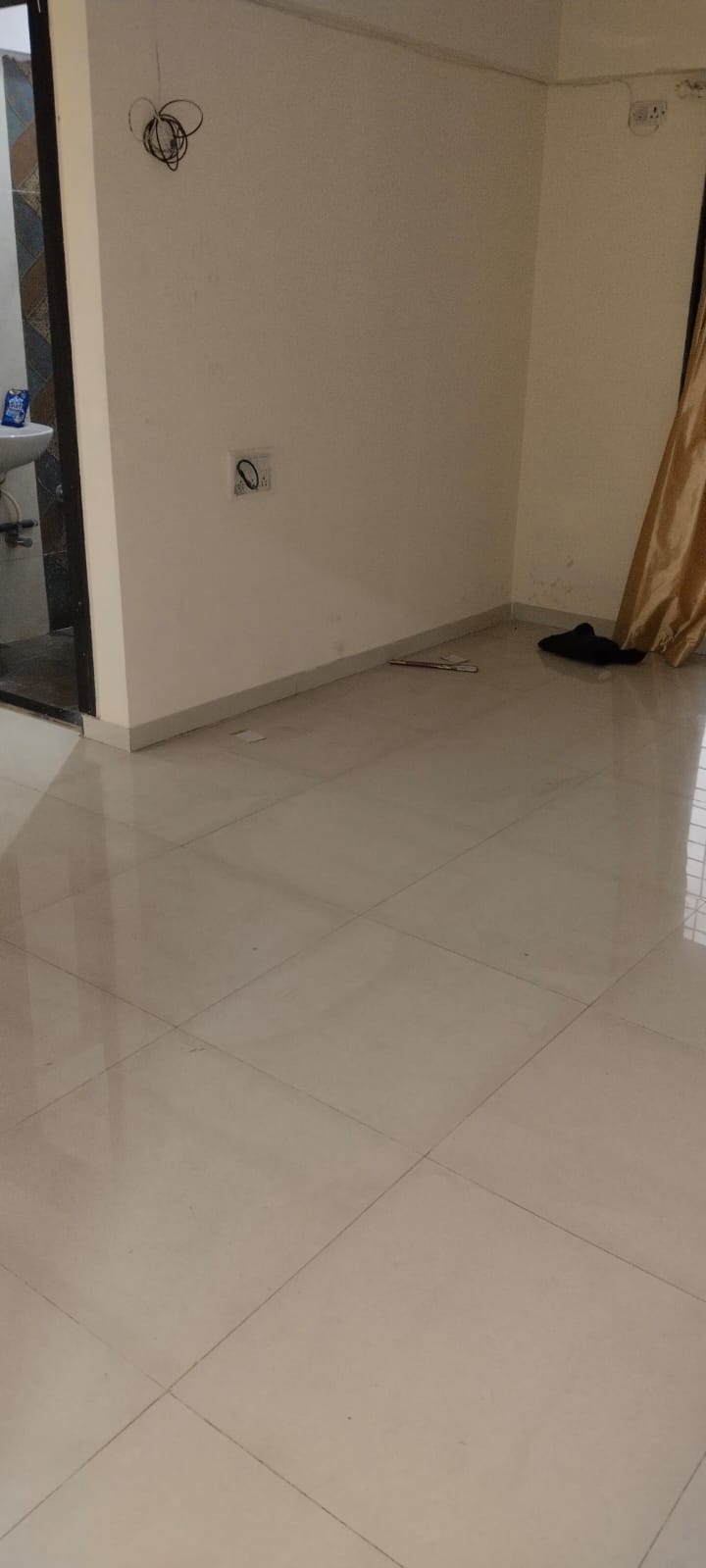 2 BHK + Servant Room 1050 Sq.Ft. Apartment in Cosmos Orchid