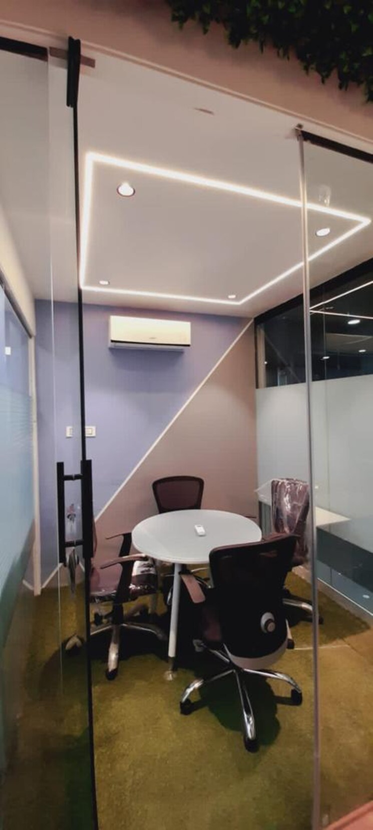 Team Area, new palasia Commercial Office Space 1950 Sq.Ft. In New Palasia Indore 9006813