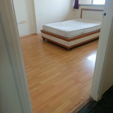 Room in 3 BHK Apartment at Hiranandani Verona Co op Housing Society Ltd, Powai – for Rent