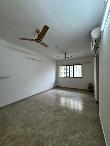 Room in 2 BHK Apartment at Lodha Splendora, Ghodbunder Road – for Rent