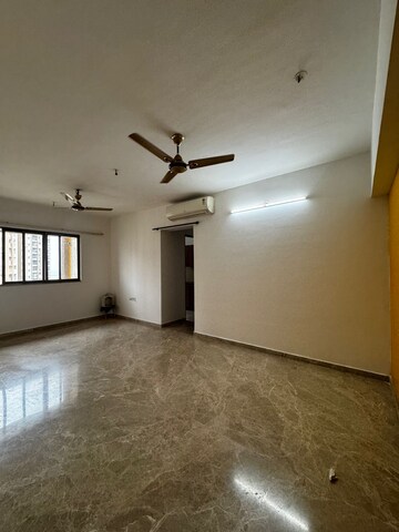 Room in 2 BHK Apartment at Lodha Splendora, Ghodbunder Road – for Rent
