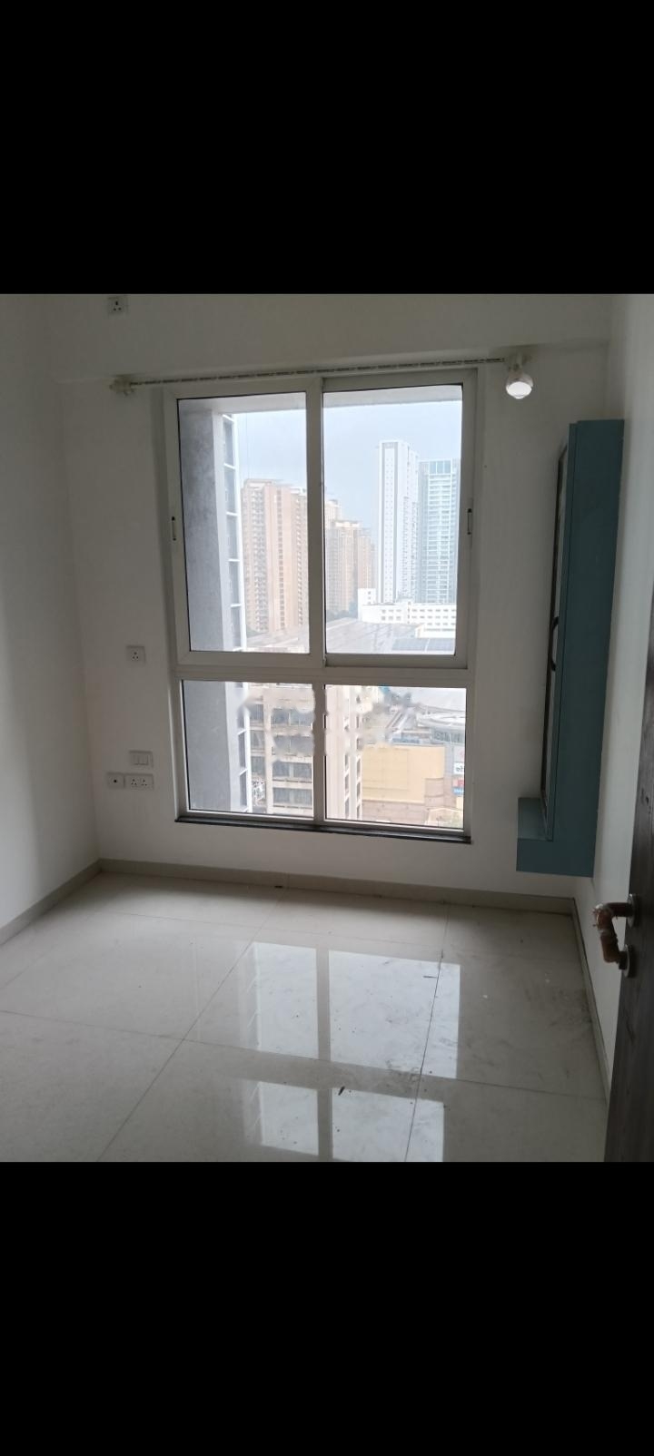 2 BHK Apartment For Rent in Sheth Zuri