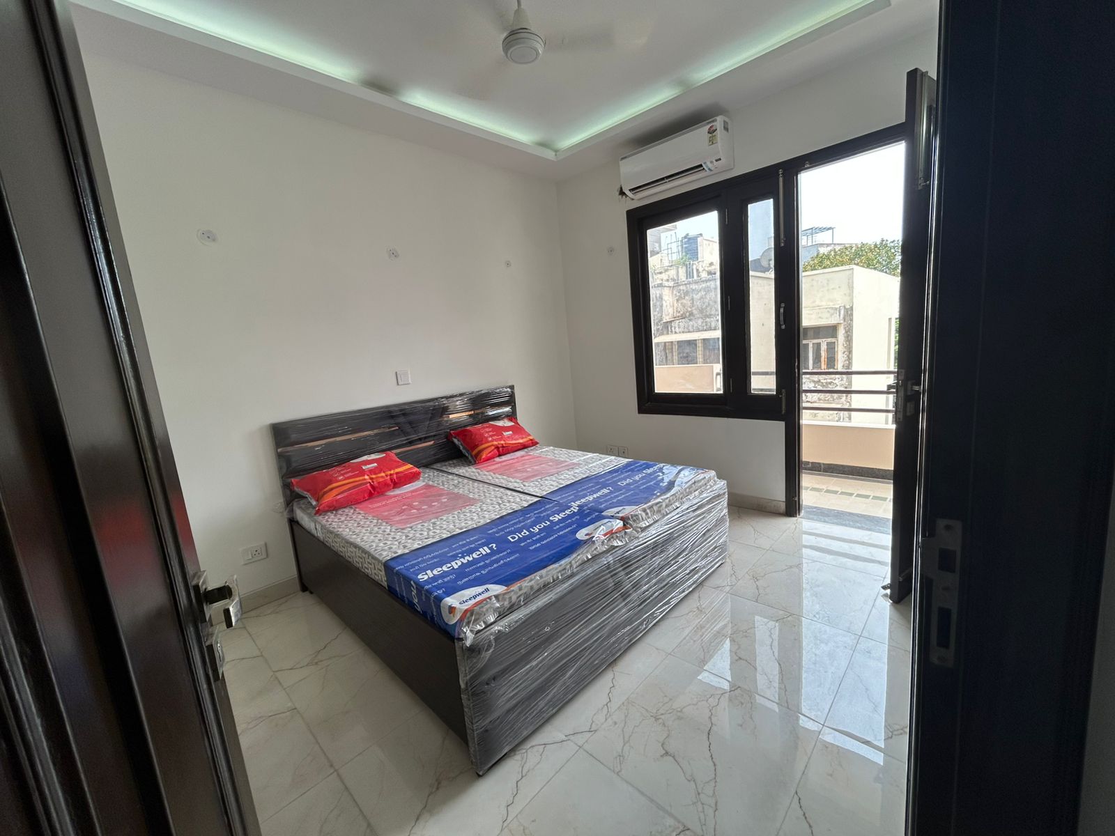 3 BHK + Pooja Room Builder Floor For Rent in Sushant Lok 2