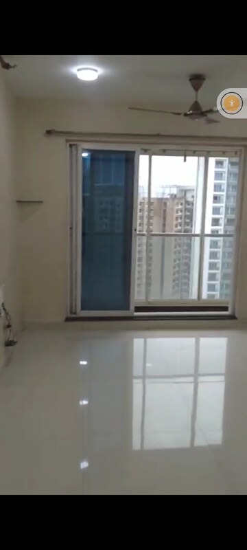 Hall in 2 BHK Apartment at Sheth Avalon, Laxmi Nagar – for Rent