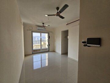Room in 1 BHK Apartment at Ashar Axis, Majiwada – for Rent