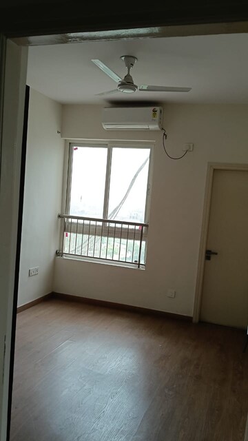 Room in 3 BHK Apartment at SS The Coralwood, Sector 84 – for Rent