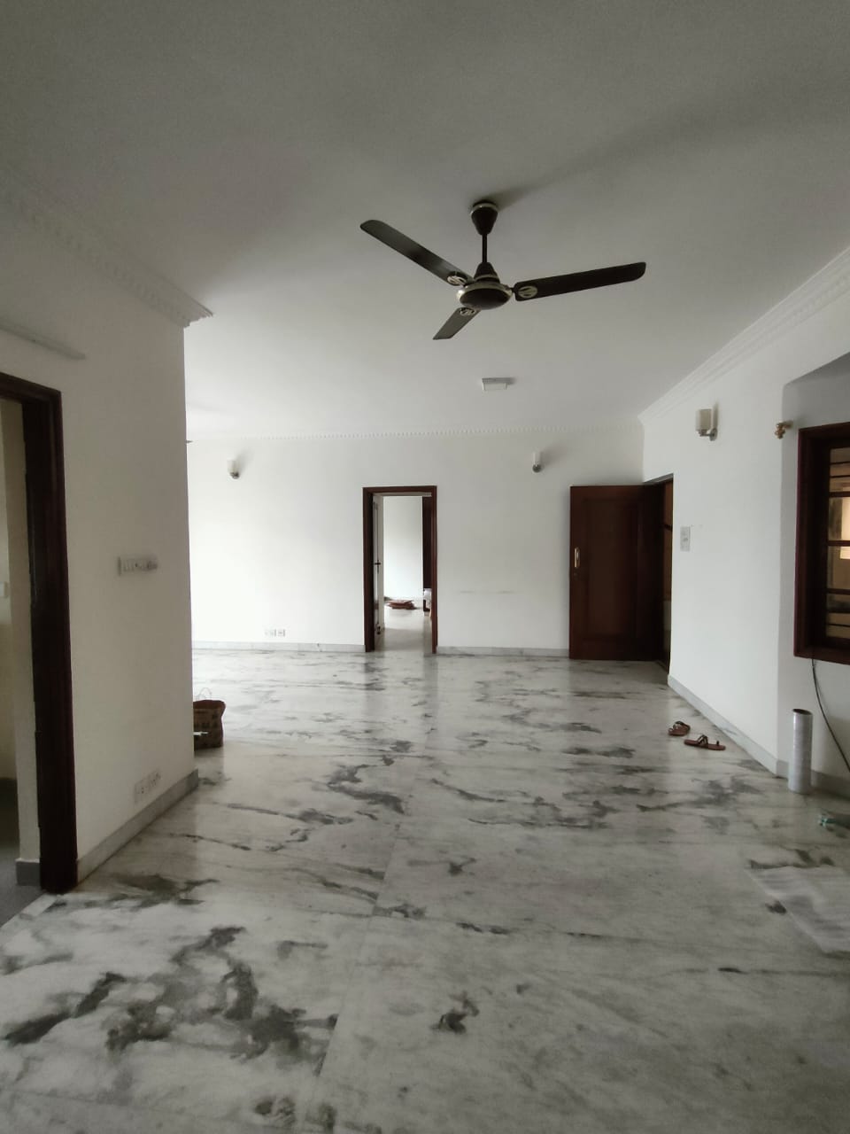 3 BHK Apartment For Rent in RJ Garden