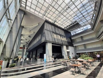  Office Space – Exterior View View at Kohinoor Square Altissimo, Dadar West - for Rent