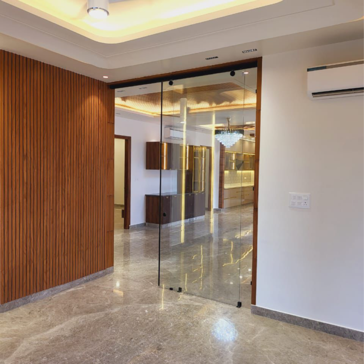 Room, sector 85 3.5 Bedroom 2280 Sq.Ft. Builder Floor In Sector 85 Faridabad 9006953