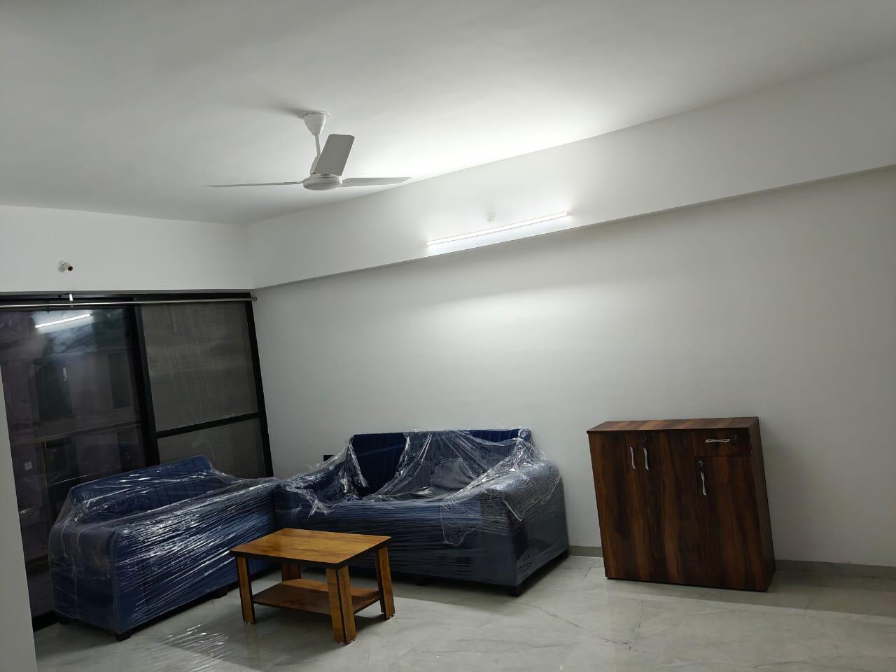 3 BHK + Extra Room Apartment For Rent in Unique Youtopia