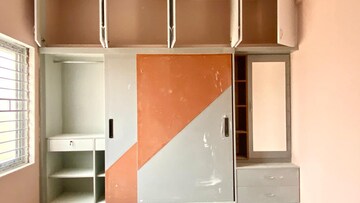 Furnished Amenities in 4 BHK Independent House at Kanaka Nagar – for Sale