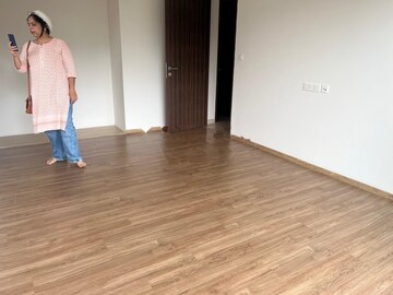 2 BHK Apartment For Rent in Indiabulls One Indiabulls, Pokhran Road No Two