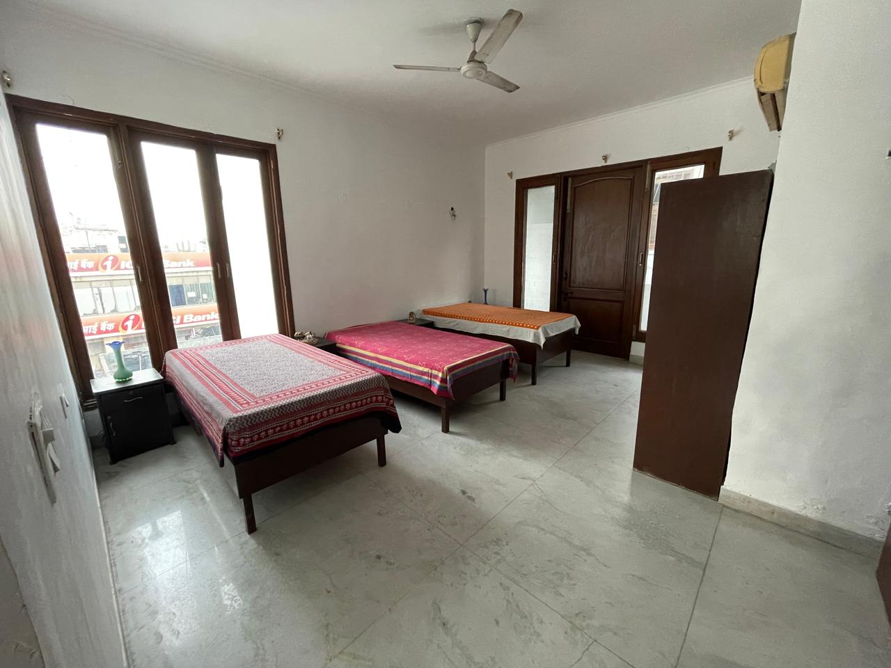 Office Space For Rent in RWA Apartments Sector 50