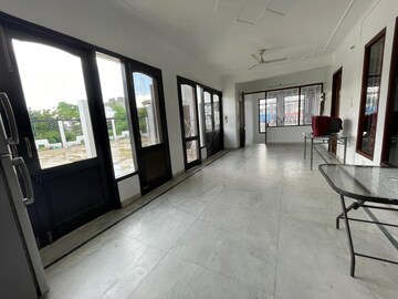 Room in  Office Space at RWA Apartments Sector 50, Sector 50 – for Rent