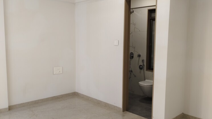 Attached Bathroom, shree-ramdev-ritu-heights 1 Bedroom 650 Sq.Ft. Apartment In Mira Road Thane 9007002