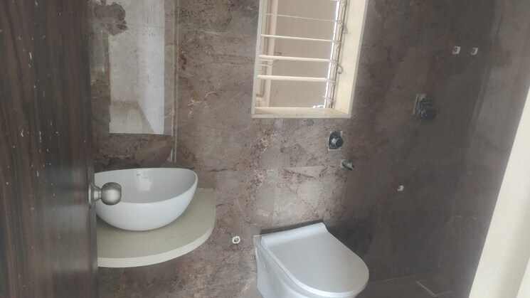 Bathroom, raj-akshay 1 Bedroom 450 Sq.Ft. Apartment In Mira Road Thane 9007064