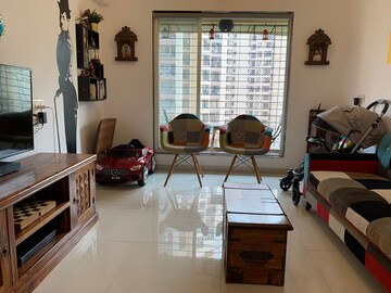 Team Area in 2 BHK Apartment at Cosmos Enclave, Kasarvadavali – for Rent