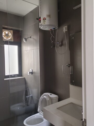 Bathroom in 4 BHK Apartment at Indiabulls Enigma, Sector 110 – for Rent