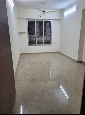 1 BHK Apartment For Rent in Solitaire Heights, Malad West