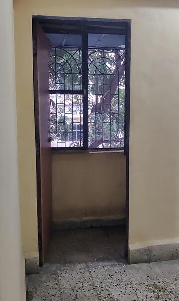 Room in 1 BHK Apartment at Sai Baba Vihar Complex, Ghodbunder Road – for Rent