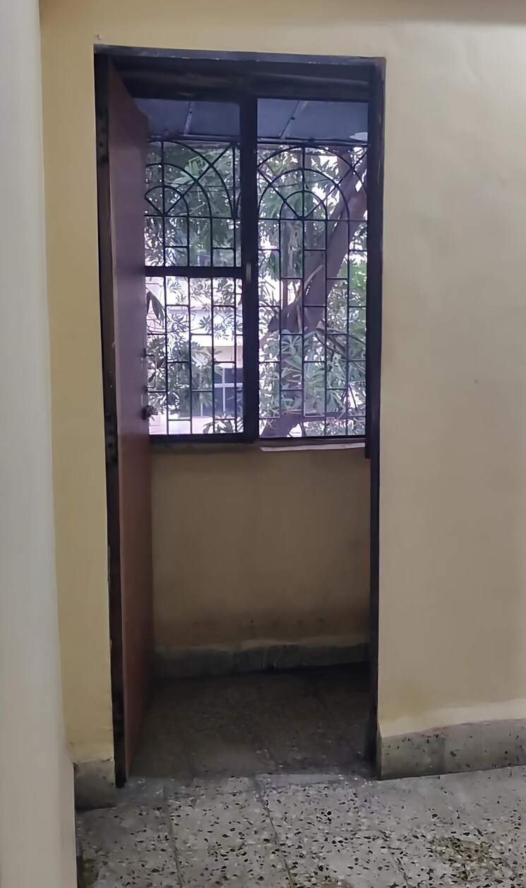 Room, sai-baba-vihar-complex 1 Bedroom 450 Sq.Ft. Apartment In Ghodbunder Road Thane 9007145