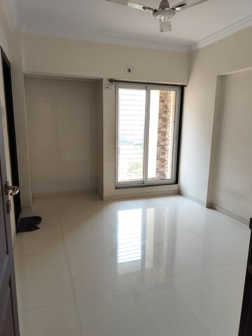 Room in 2 BHK Apartment at Cosmos Orchid, Ghodbunder Road – for Rent