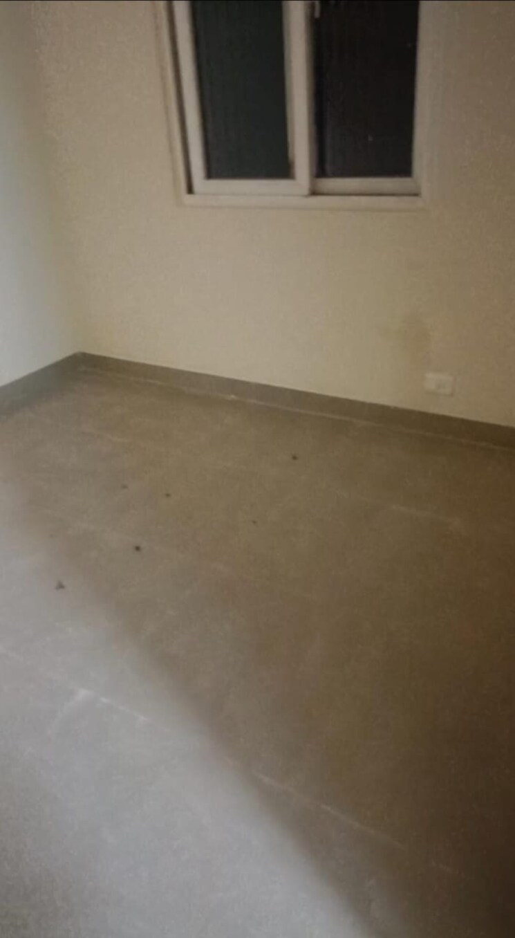 Room, surajpur 2 Bedroom 835 Sq.Ft. Apartment In Surajpur Greater Noida 9007176