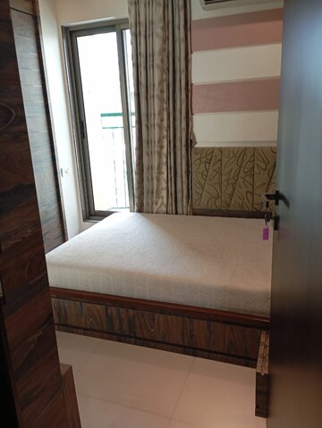 Bedroom in 2.5 BHK Apartment at Neelkanth Greens, Manpada – for Rent