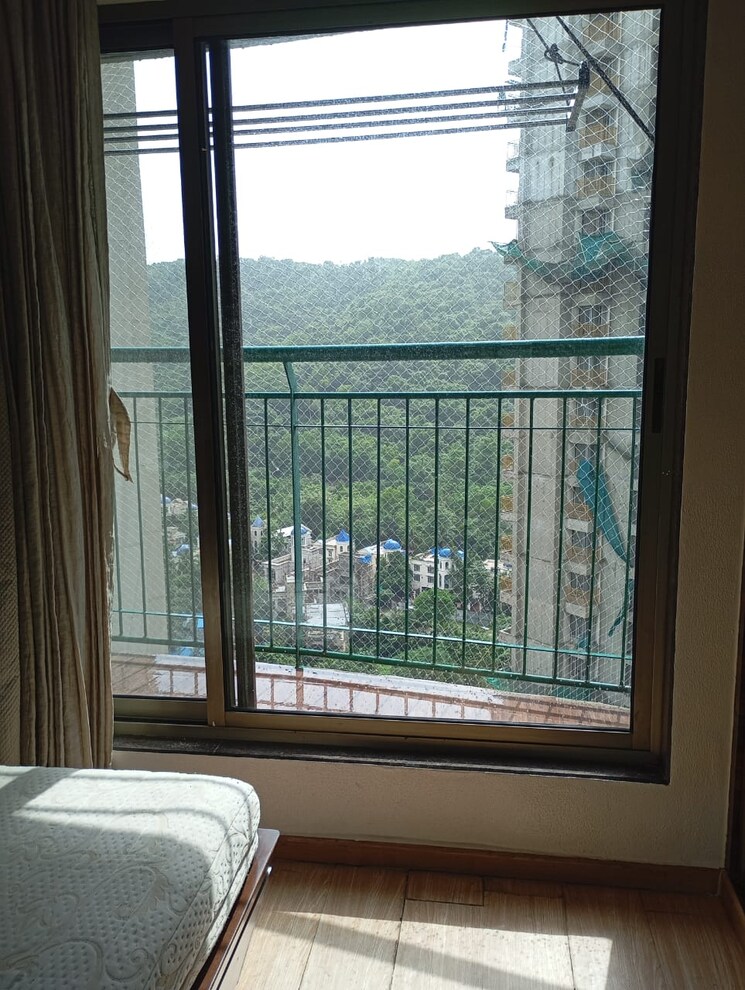 Room, neelkanth-greens 2.5 Bedroom 850 Sq.Ft. Apartment In Manpada Thane 9007186