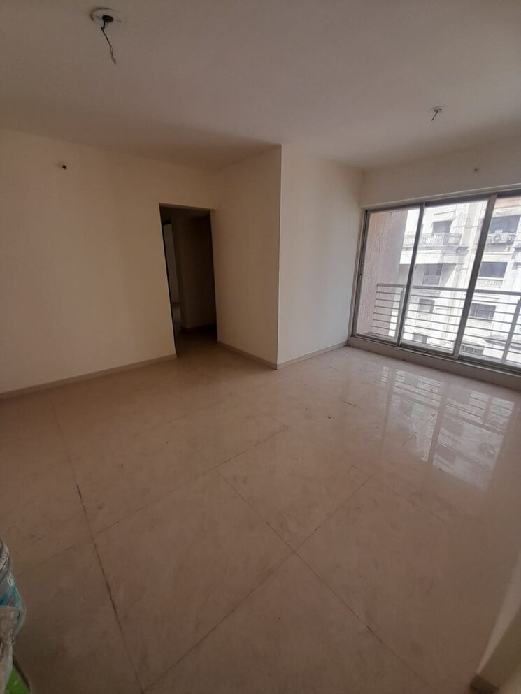 Room, hari-manan-heights-a-wing 1 Bedroom 550 Sq.Ft. Apartment In Kavesar Thane 9007195