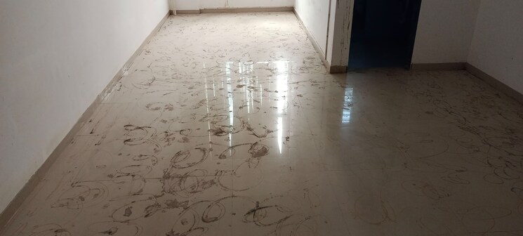 Room, lotus-business-park Commercial Office Space 325 Sq.Ft. In Malad West Mumbai 9007152