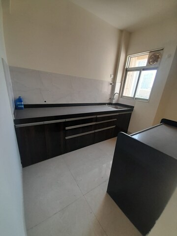 Furnished Amenities in 2 BHK Apartment at Hari Manan Heights A Wing, Kavesar – for Rent