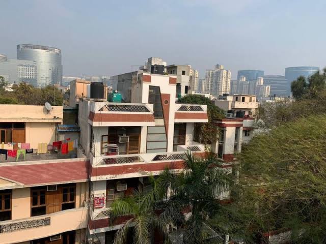 6+ BHK Independent House For Sale in DLF Atria