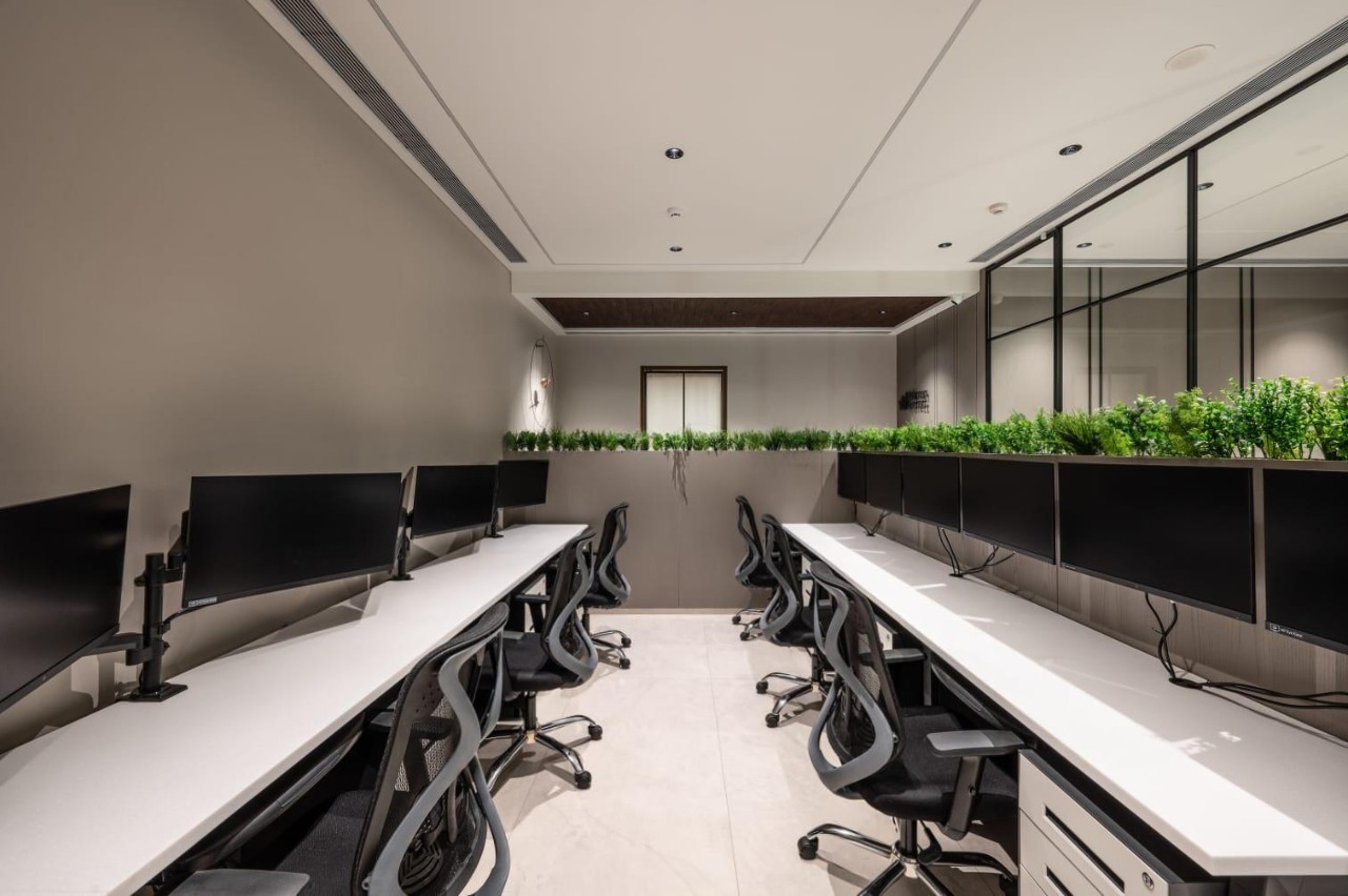 Office Space For Rent in One Lodha Place